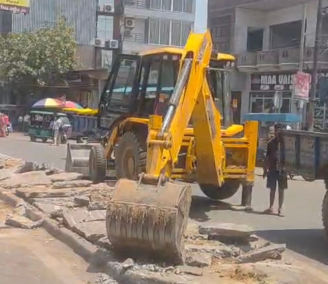 New system implemented to make Shikohabad jam-free, buses will be removed from the intersections.