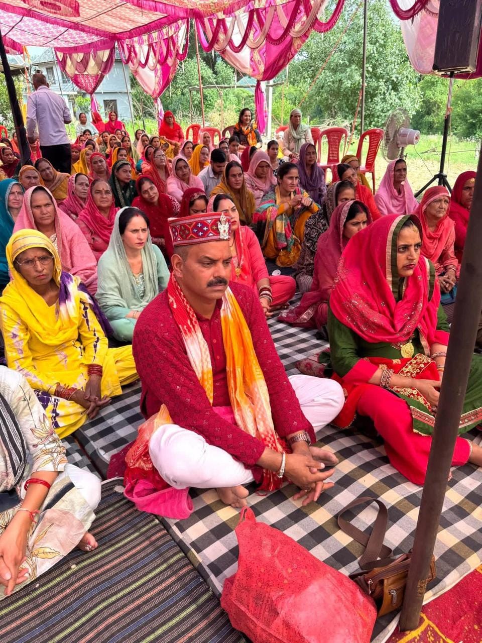 The story of Lord Vamana was narrated to the devotees.