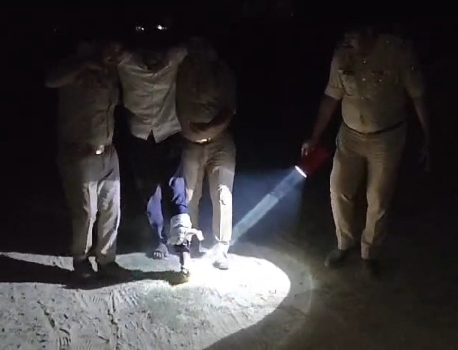 Encounter between police and history-sheeter, criminal injured