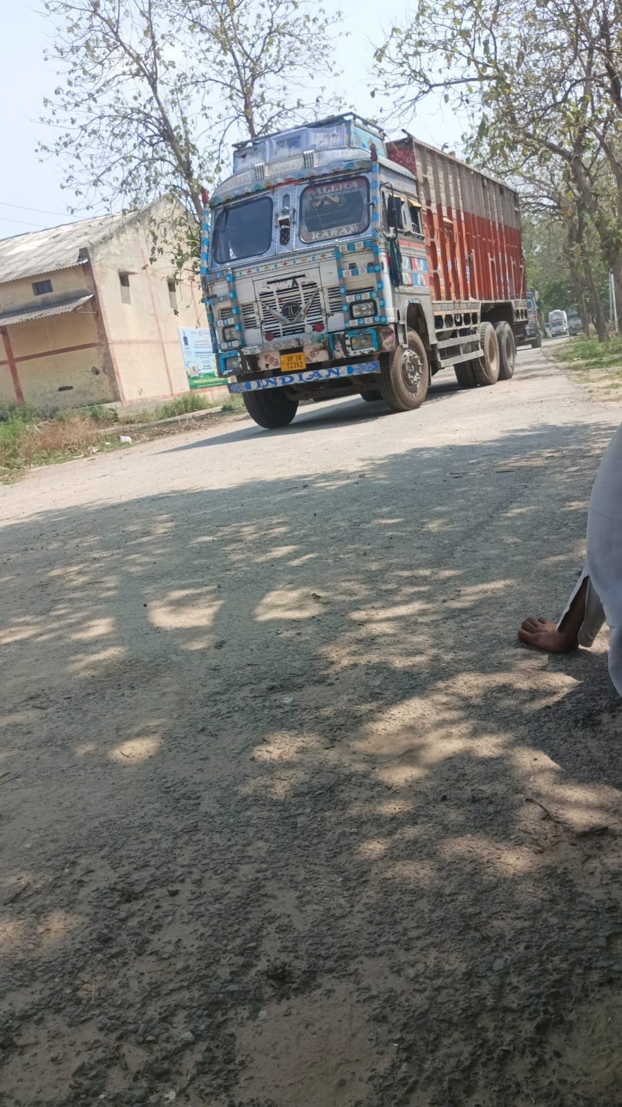 Two and a half to three kilograms of Urea and DAP were extracted from every sack.
