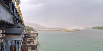 life giving Yamuna to receive a new lease on life 17 out of 43 drains have been trapped and work is underway o