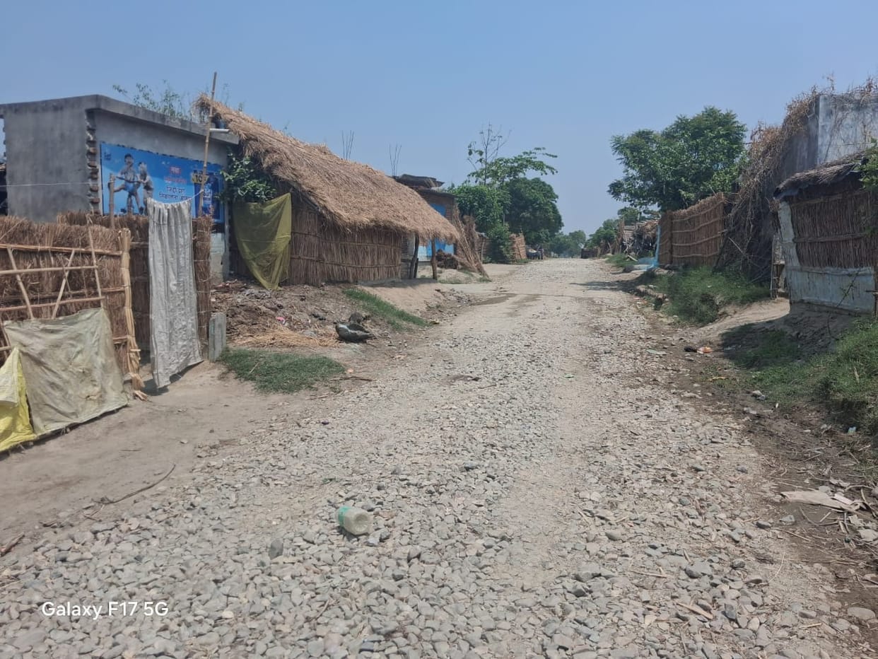 The 1800 meter road could not be built even in two months