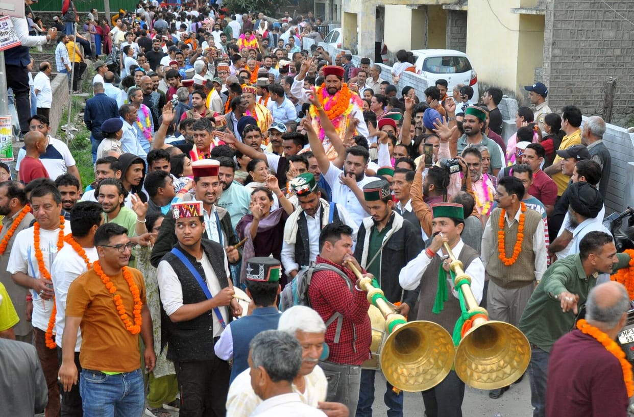 Sonia also won by one vote in Bhuntar body.