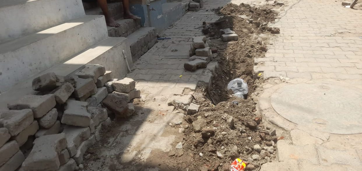 Roads Dug Up, Work Progress Slow... Firm Fined 81 Lakhs