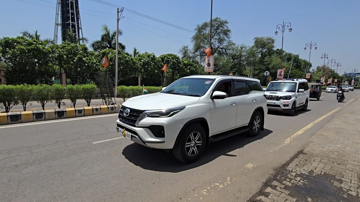 Minister Ranbir Gangwa reduced his convoy, removed his escort and staff cars.