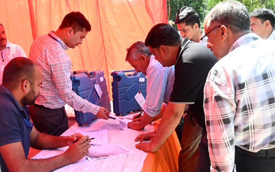 The public will decide the fate of 180 candidates from 61 wards of seven municipal bodies today.