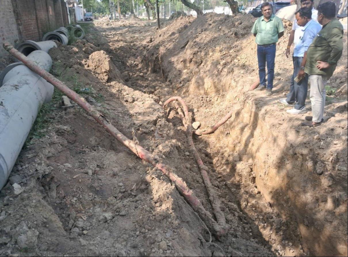 Due to negligence of Jal Nigam, the cable was cut before the power was switched on