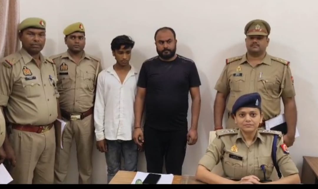 Two robbery accused arrested within 12 hours