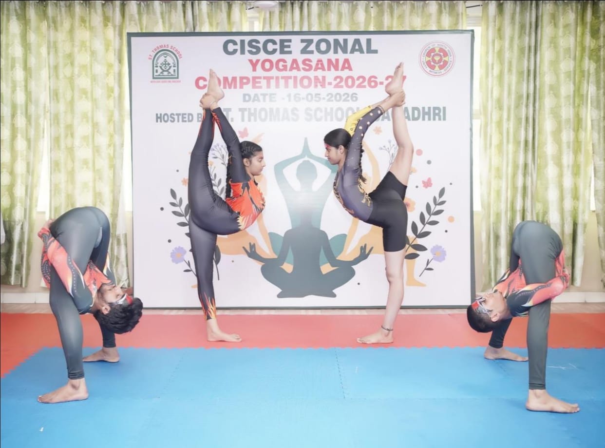 Demonstrated physical balance in the yoga competition