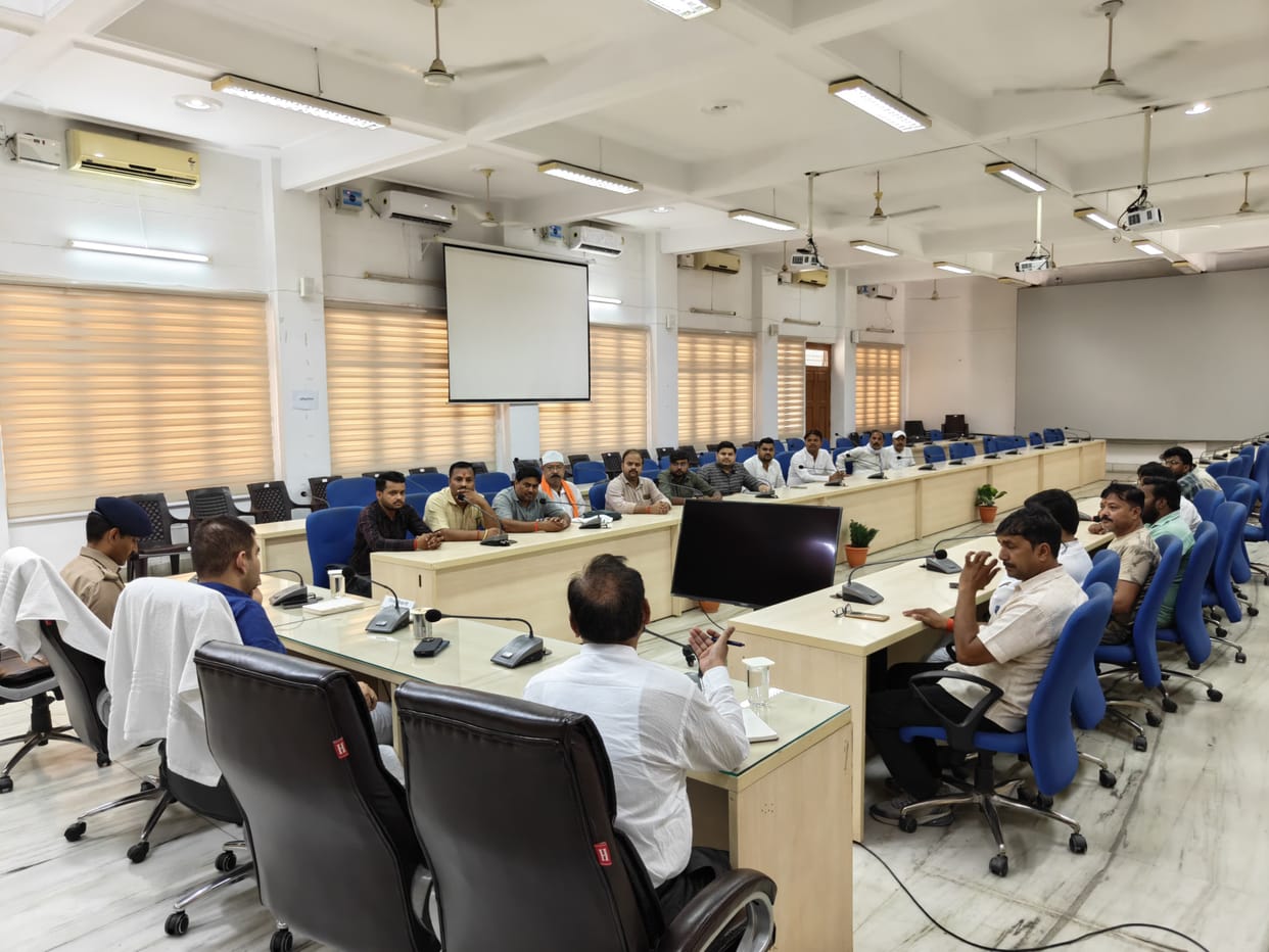 Police on alert mode regarding the security of 250 bullion traders of the district