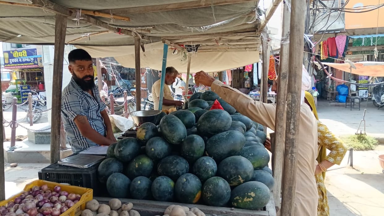 Vegetable prices fall due to fear of spoilage in summer