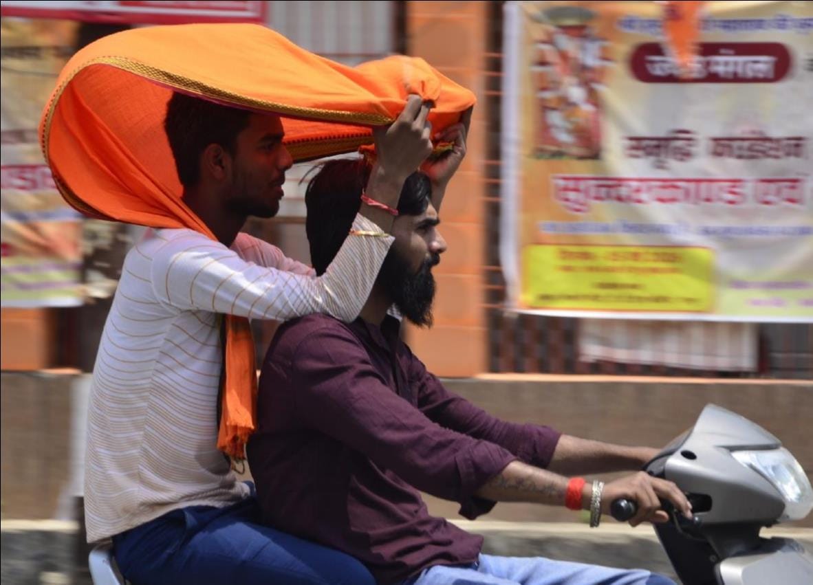 Temperatures soar to 43 degrees Celsius, heatwave scorches