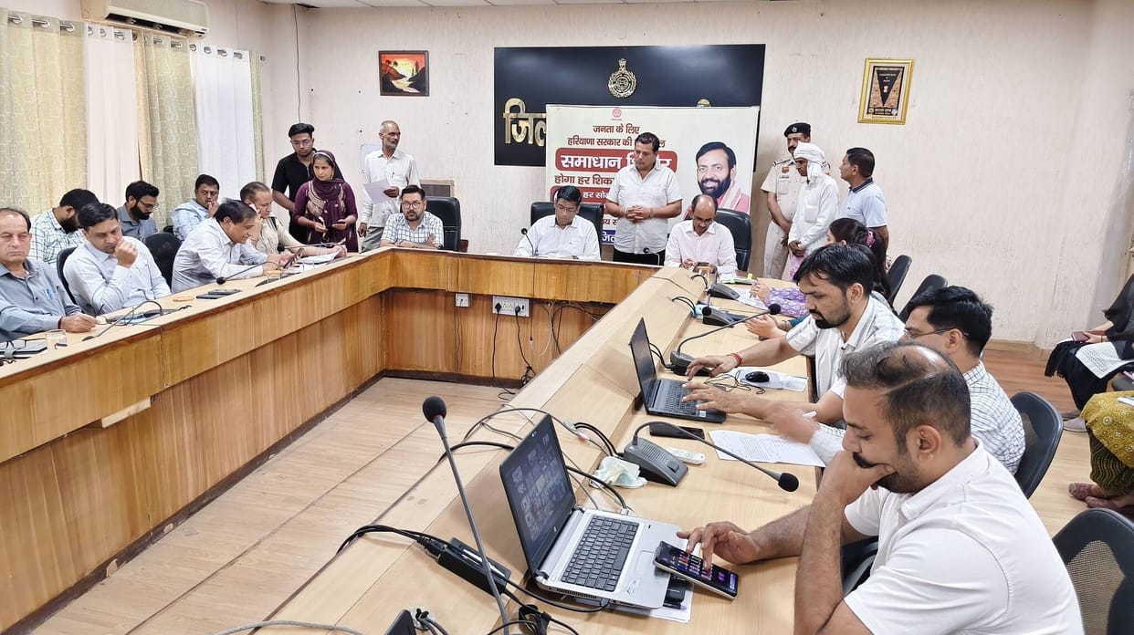 Complaints regarding electricity, irrigation, drinking water, and sewage were received.