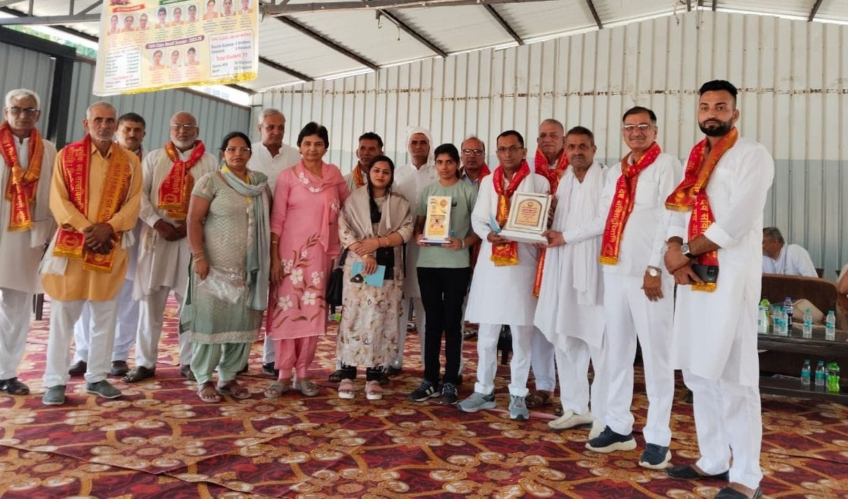 Promising Students Honored at Kanya Gurukul Kheda