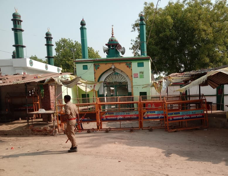 Police blockade in Sikandra town