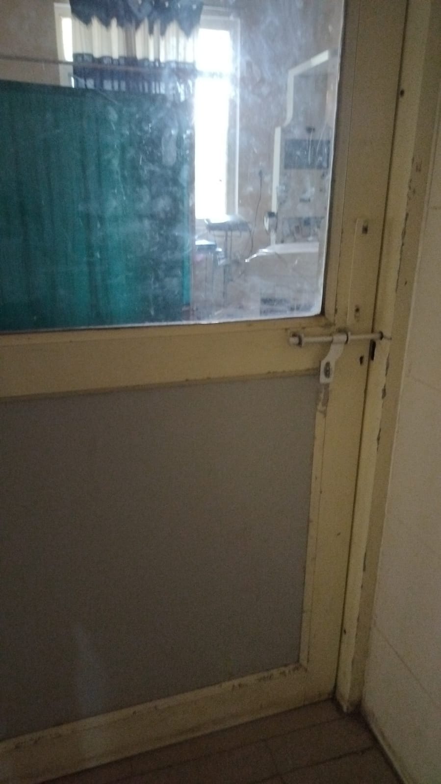 Health ATM locked... get the test done from outside