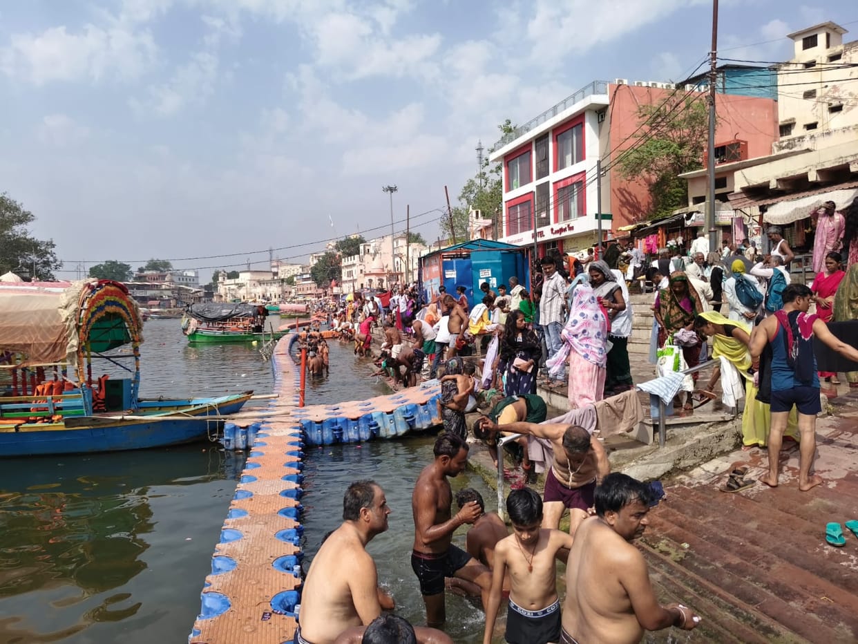 A wave of faith surged on the second day of Amavasya.
