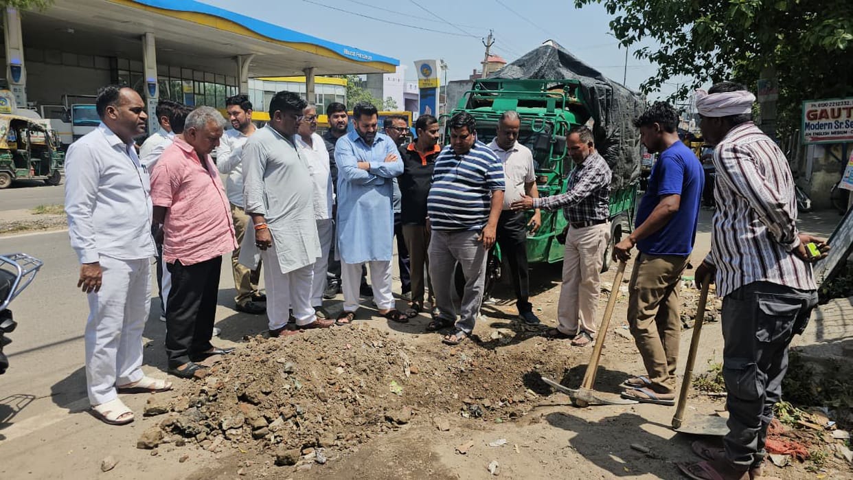 Repair of old line begins, hope of getting rid of contaminated drinking water
