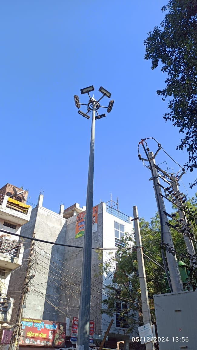 The lights went out in Samaspur village...promises shone, but no lights.