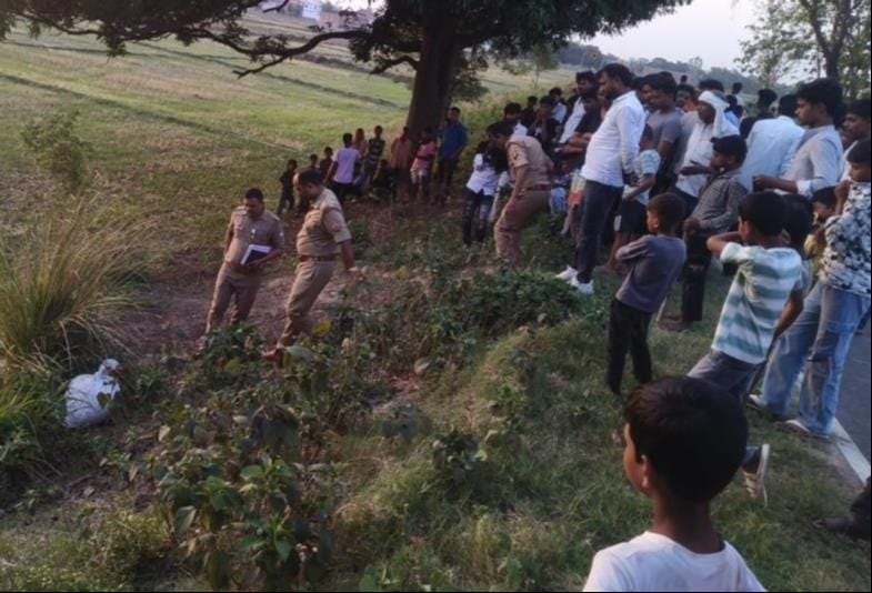 Police rushed to the scene of a dead body; when the sack was opened, it turned out to be a dog's carcass.