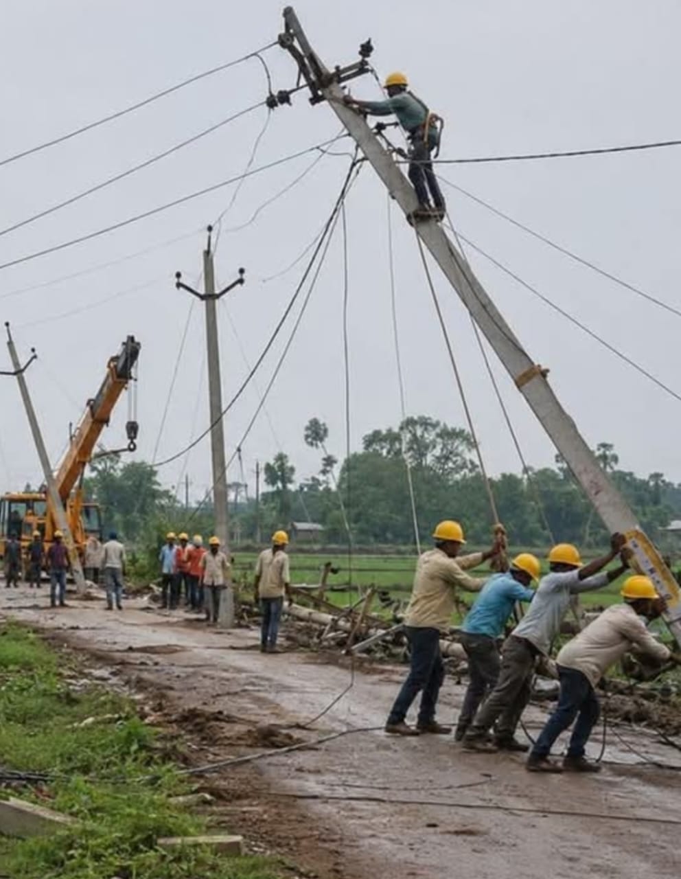 Four days later, power supply remains disrupted, leaving consumers in distress