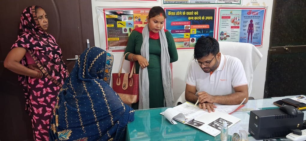 Change in Weather Leads to Rise in Patients at Jan Arogya Mela; 1,419 Receive Treatment