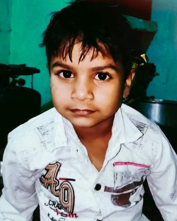 Body of a child found in a pit while playing, suspicion of murder