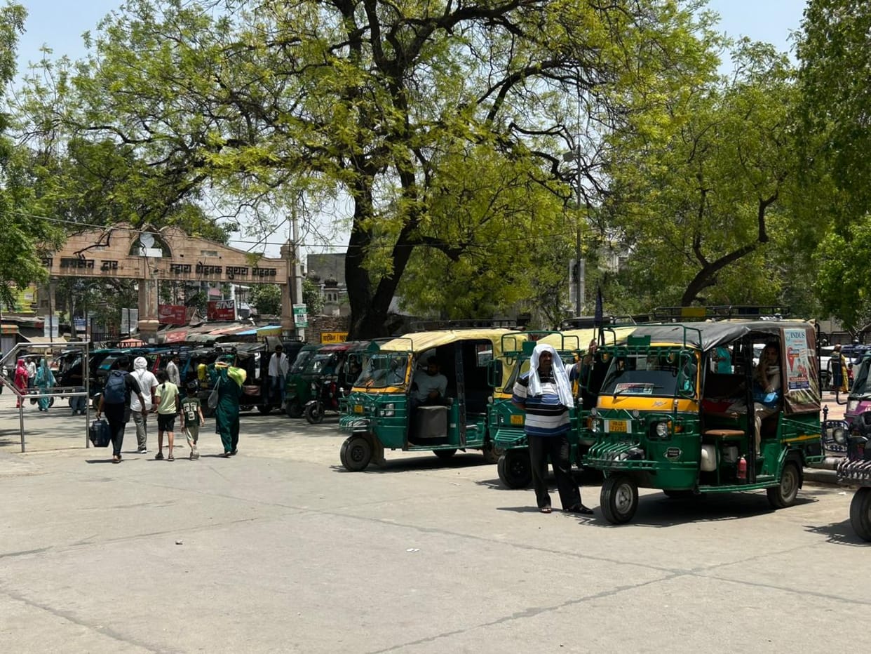 Impact of rising fuel prices... One auto union hikes fares, another denies it