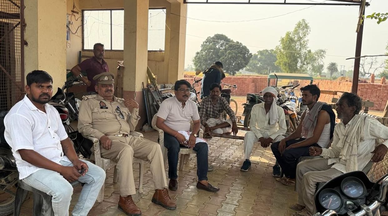 Pradhans under house arrest before Lucknow protest