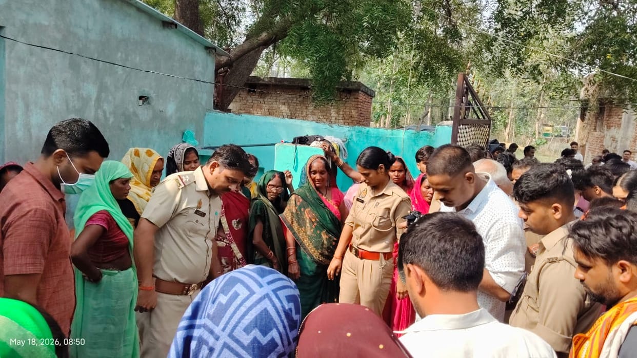 The body of a married woman was found hanging on the 10th day of her marriage.