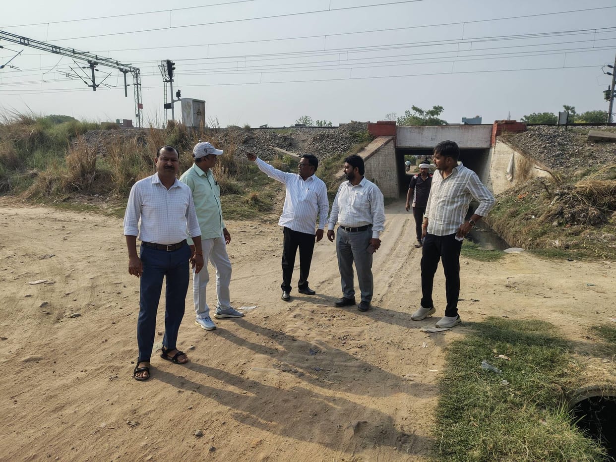 The path of laying pipes for water supply in Islamnagar has become easier.