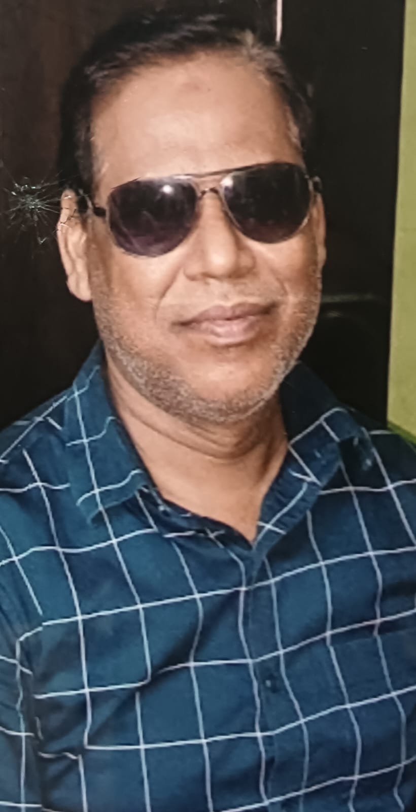 Cancer patient admitted to PGI commits suicide by slitting throat