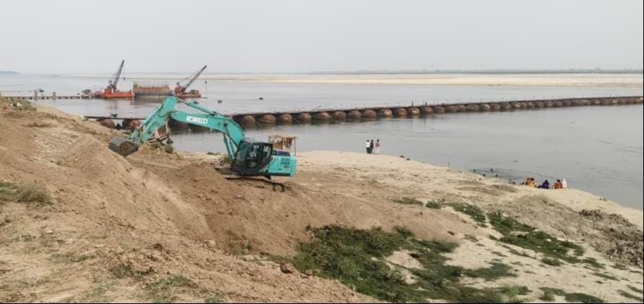Ganga river will be diverted to protect the Greenfield Expressway from erosion.