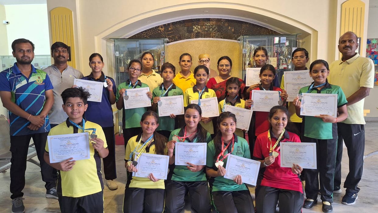 Students Win 11 Medals in Chess and Athletics Competitions