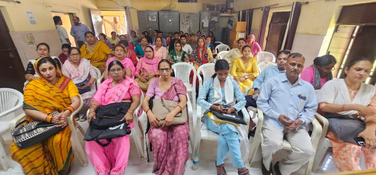 Digital Census Enters Second Phase in Agra, Enumerators to Cover 8,500 Sectors Door-to-Door