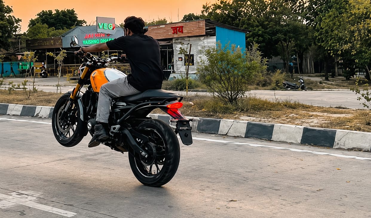 Many videos of stunts on the national highway went viral
