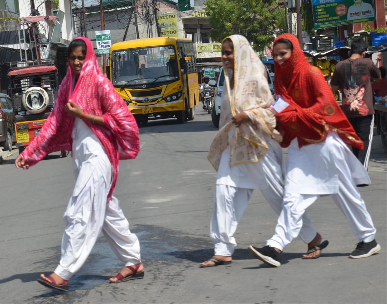 Scorching heat and heatwaves wreak havoc; temperature hits 42 degrees.