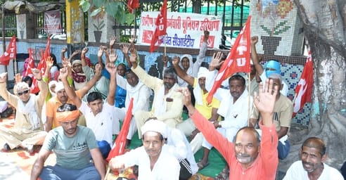 The government is exploiting sanitation workers: Satbir