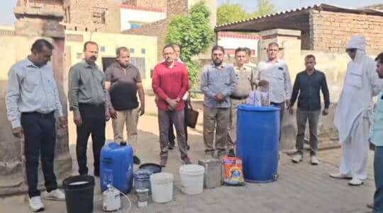 Hanumangarh News: Health Dept Busts Fake Milk Unit Using Detergent and Flour, Suspicious Chemicals Seized