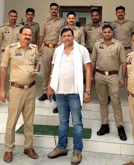 The district president of the Pradhan organization was placed under house arrest.