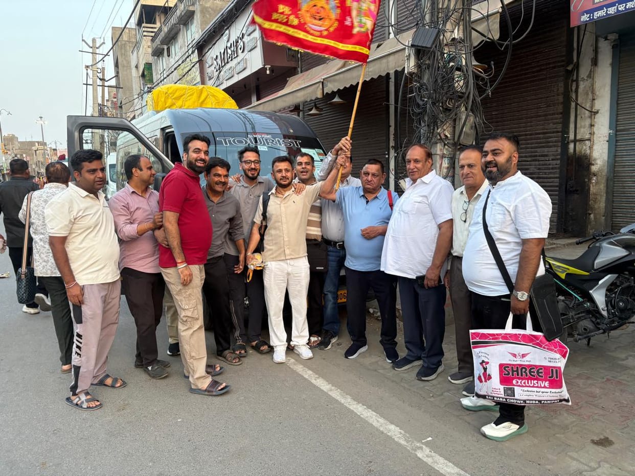 The assembly of Shri Ram Mandir Dham sent a bus to Badrinath.