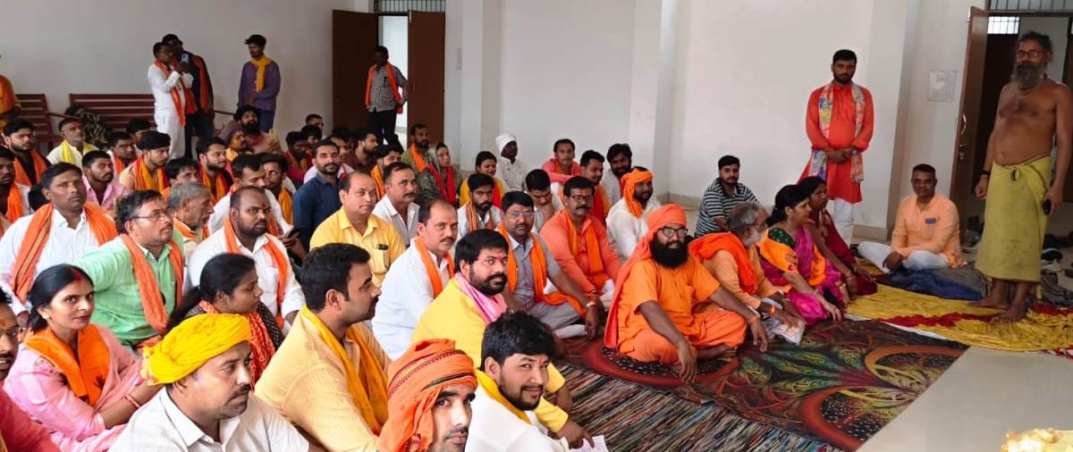 21,000 women will sing Sohar collectively.