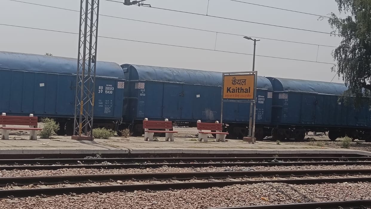 Railway passengers are facing problems due to the lower platform at the station.