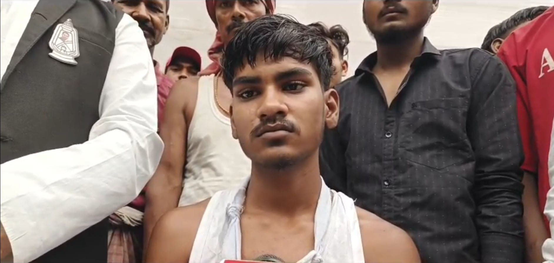 मृतक के परिजन व प्रत्यक्षदर्शी परिजन