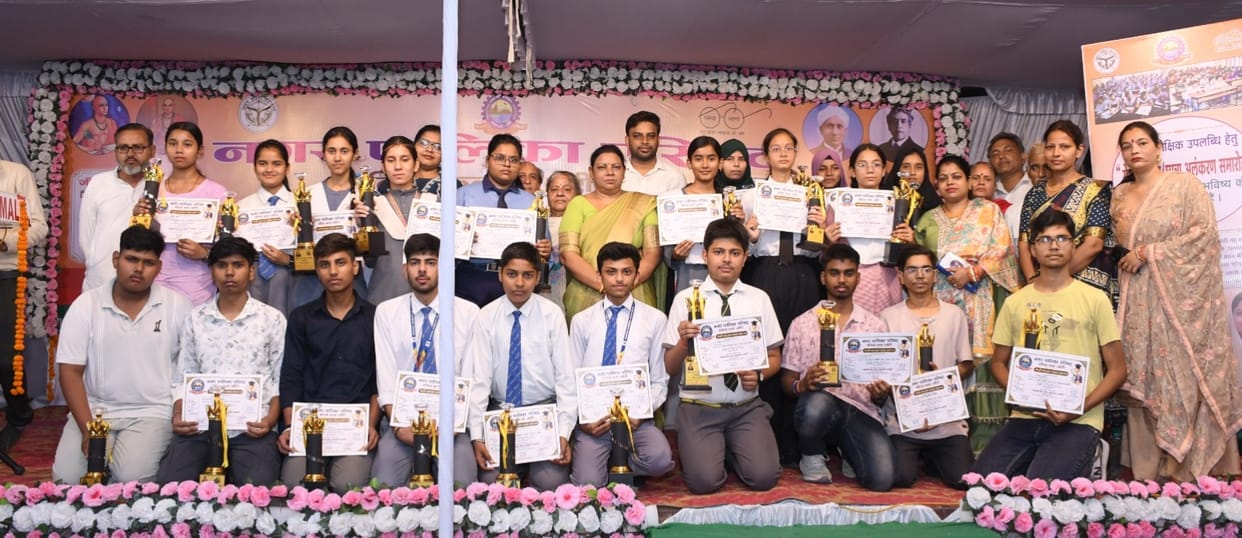 Meritorious students were honored in Palia