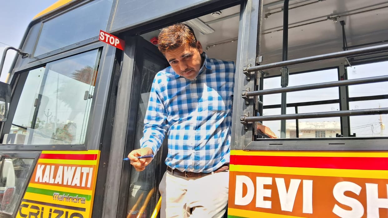Fitness Permits of 51 Vehicles Fail; School Operators Neglecting to Obtain Permits for 46 Vehicles