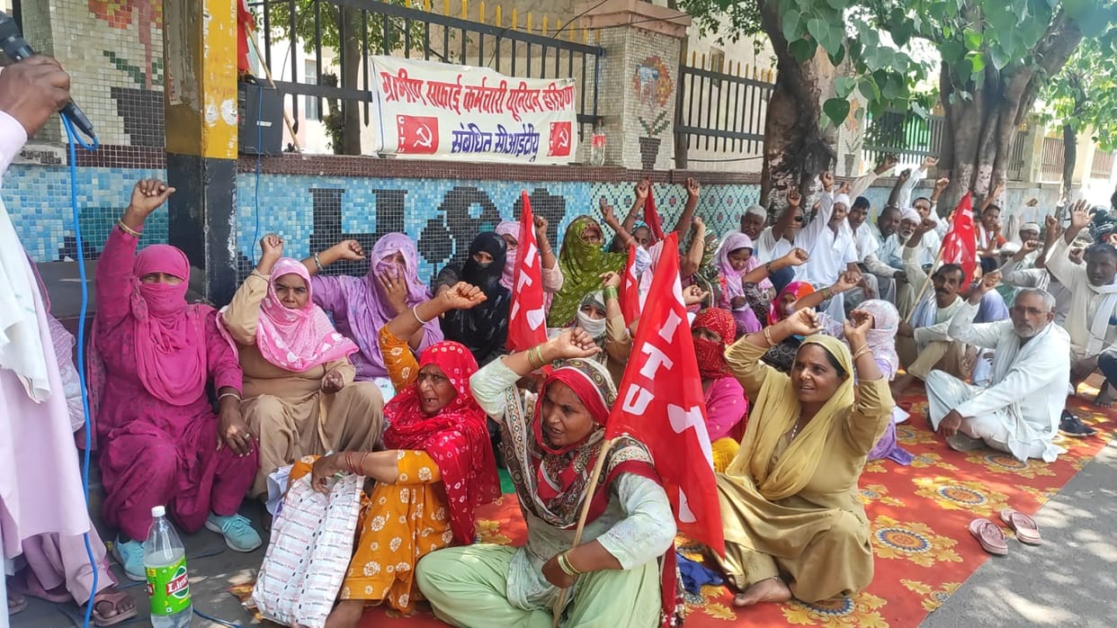 Rural sanitation workers extend strike till May 22