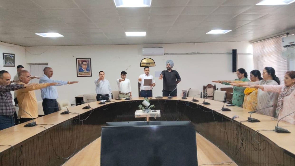 Deputy Commissioner administered oath on Anti-Terrorism Day