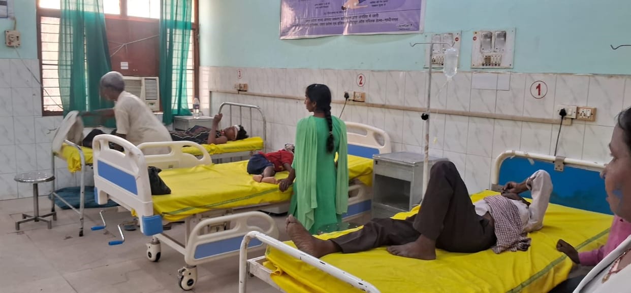 Heavy influx of patients from OPD to emergency