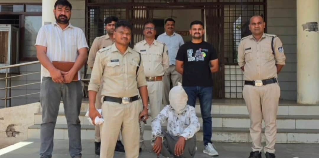 absconding accused in Rs 1 crore robbery case was arrested in Vidisha; goods worth Rs 5.5 lakh were recovered